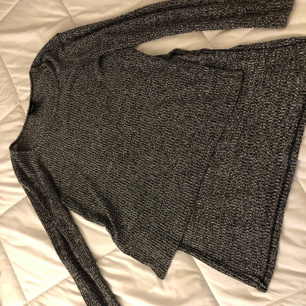 Rue21 High-Low Grey Sweater/Blouse - Medium